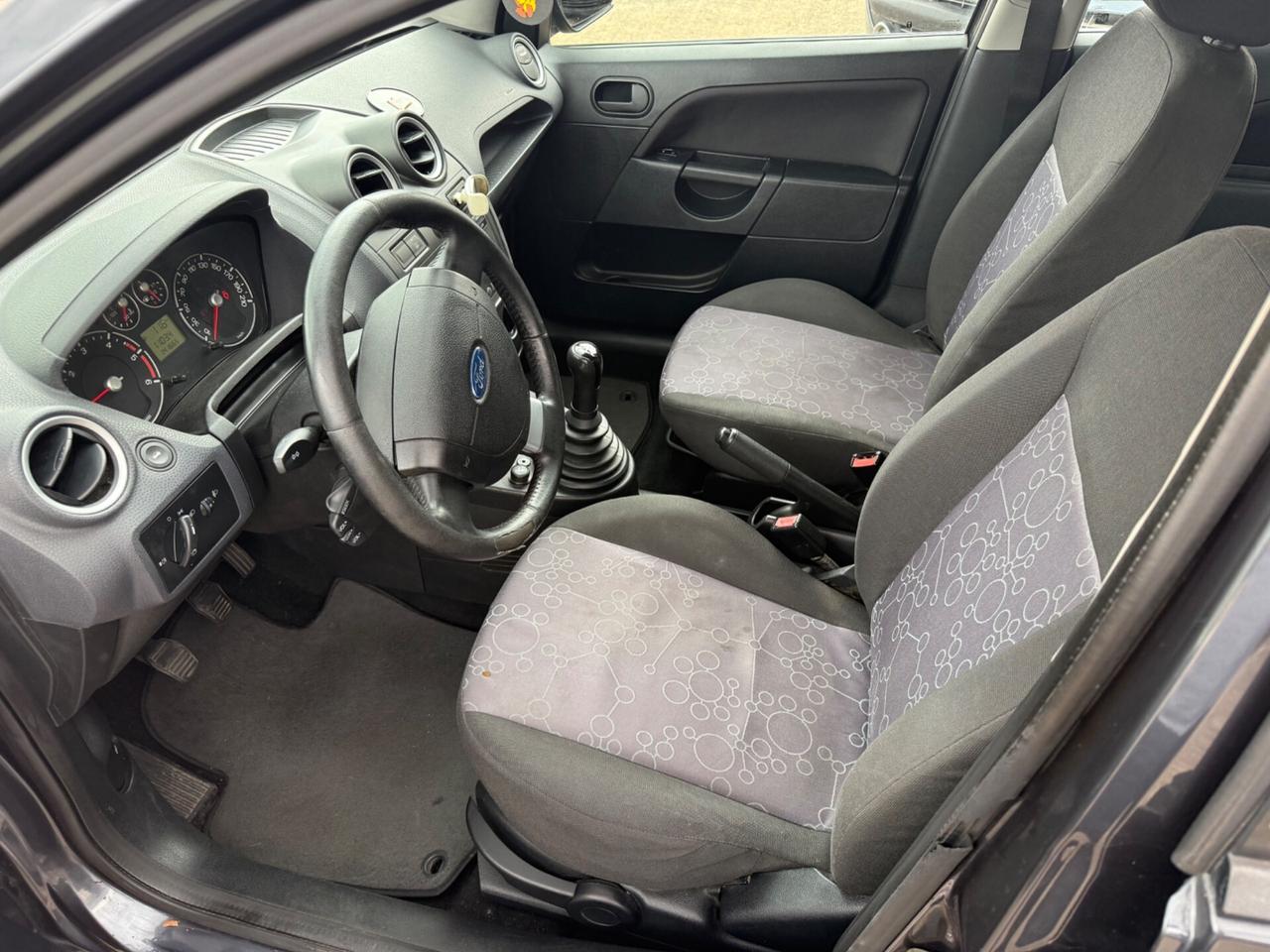 Ford Fiesta 1.4 TDCi 5p. Titanium