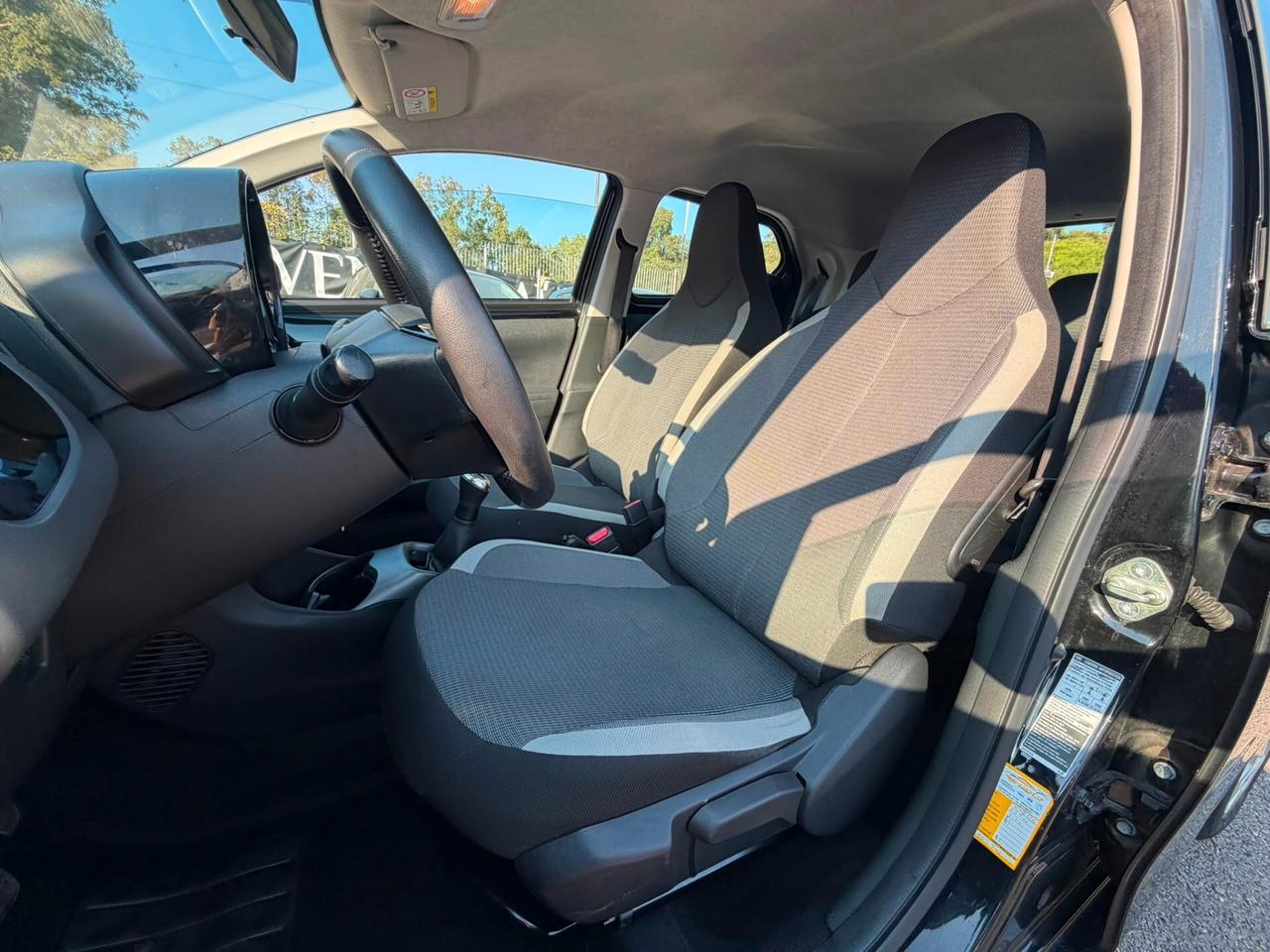 Toyota Aygo Connect 1.0 VVT-i 72 CV 5 porte x-clusiv