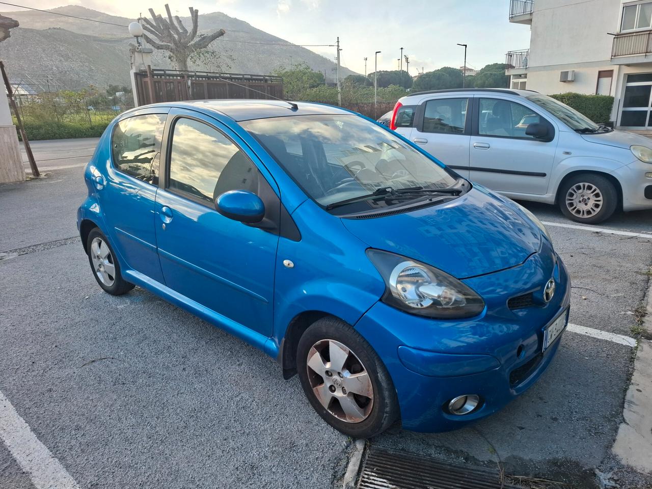 Toyota Aygo 1.0 12V VVT-i 5 porte Now anno 2010