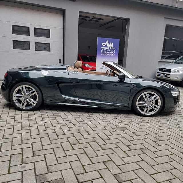 Audi R8 SPYDER 5.2 FSI quattro S tronic