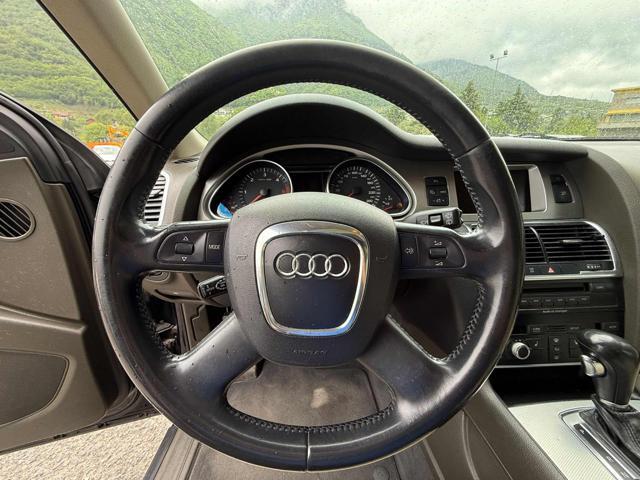 AUDI Q7 3.0 V6 TDI 233CV quattro tiptronic