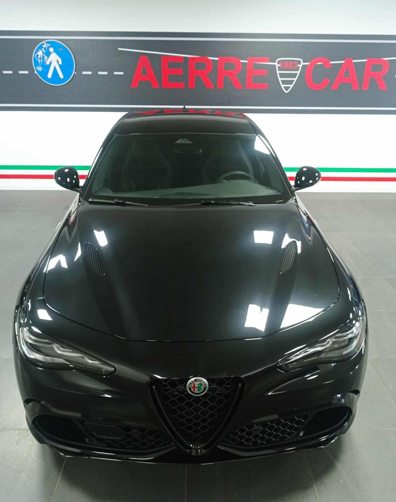 Alfa Romeo Giulia 2.9 V6 Bi-Turbo AT8 Quadrifoglio Super Sport