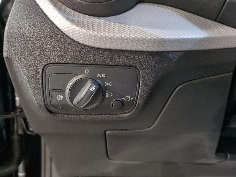 Audi Q2 30 TDI Business Advanced