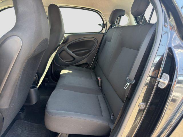 SMART ForFour forfour EQ youngster