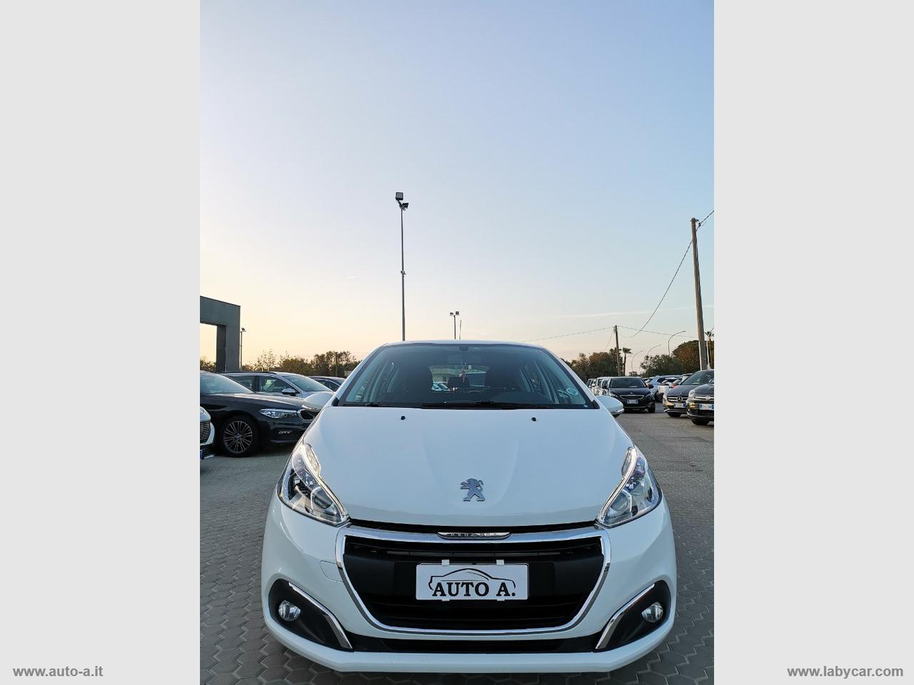PEUGEOT 208 PureTech 82 5p. Allure