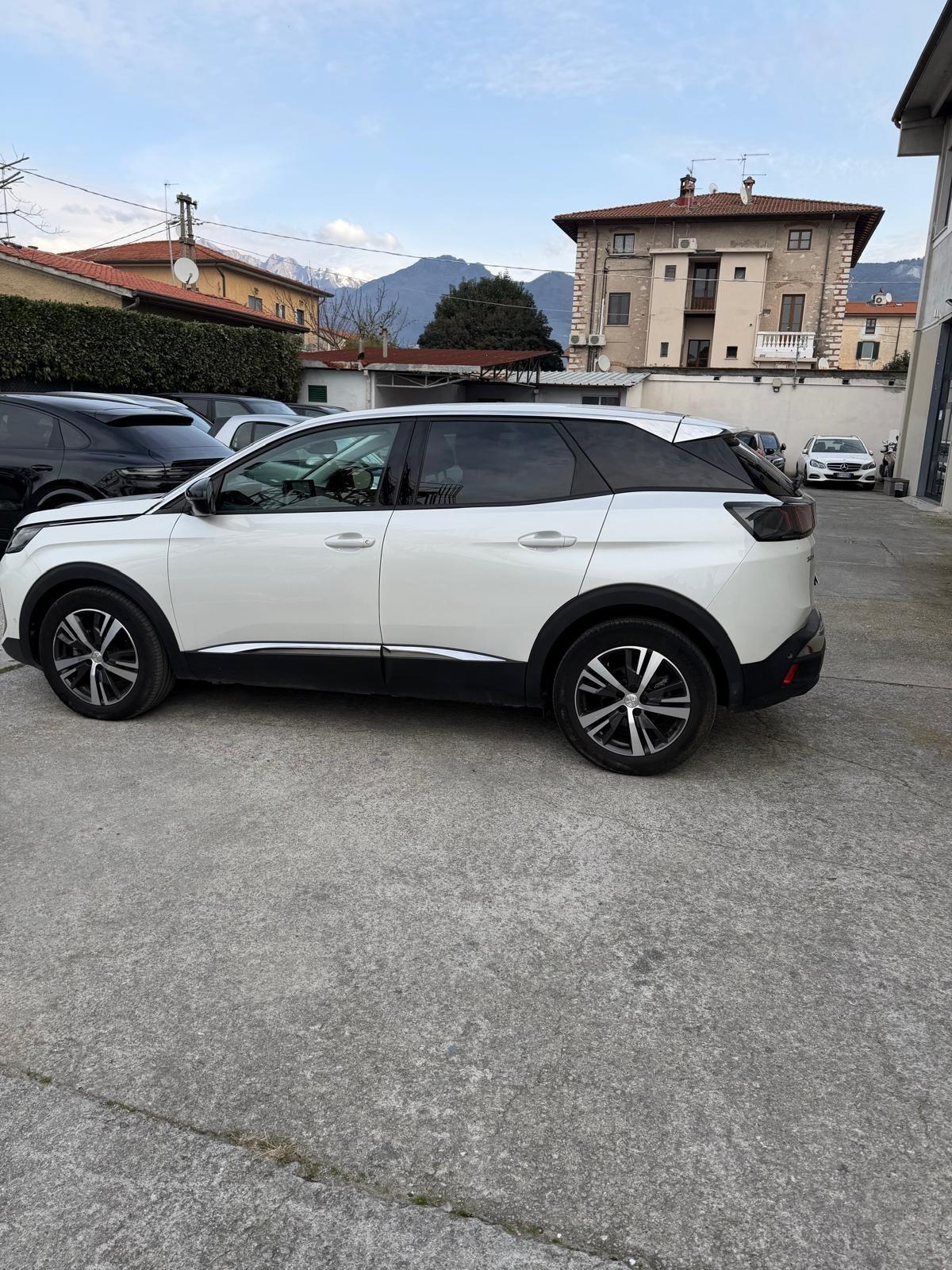 Peugeot 3008 BlueHDi 130 S&S EAT8 Allure