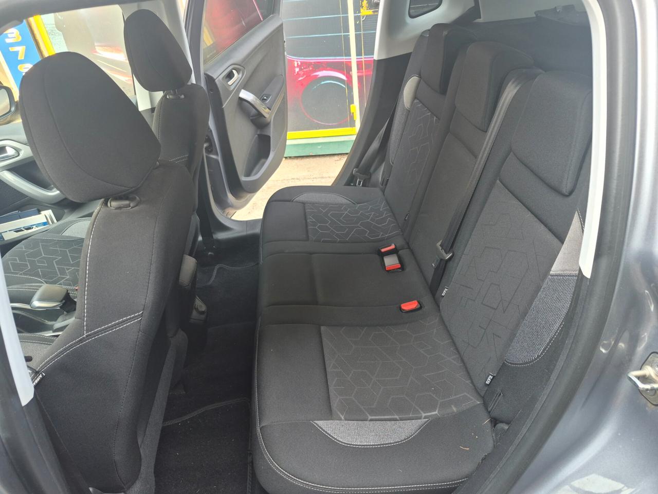 Peugeot 2008 PureTech 82 S&S Allure