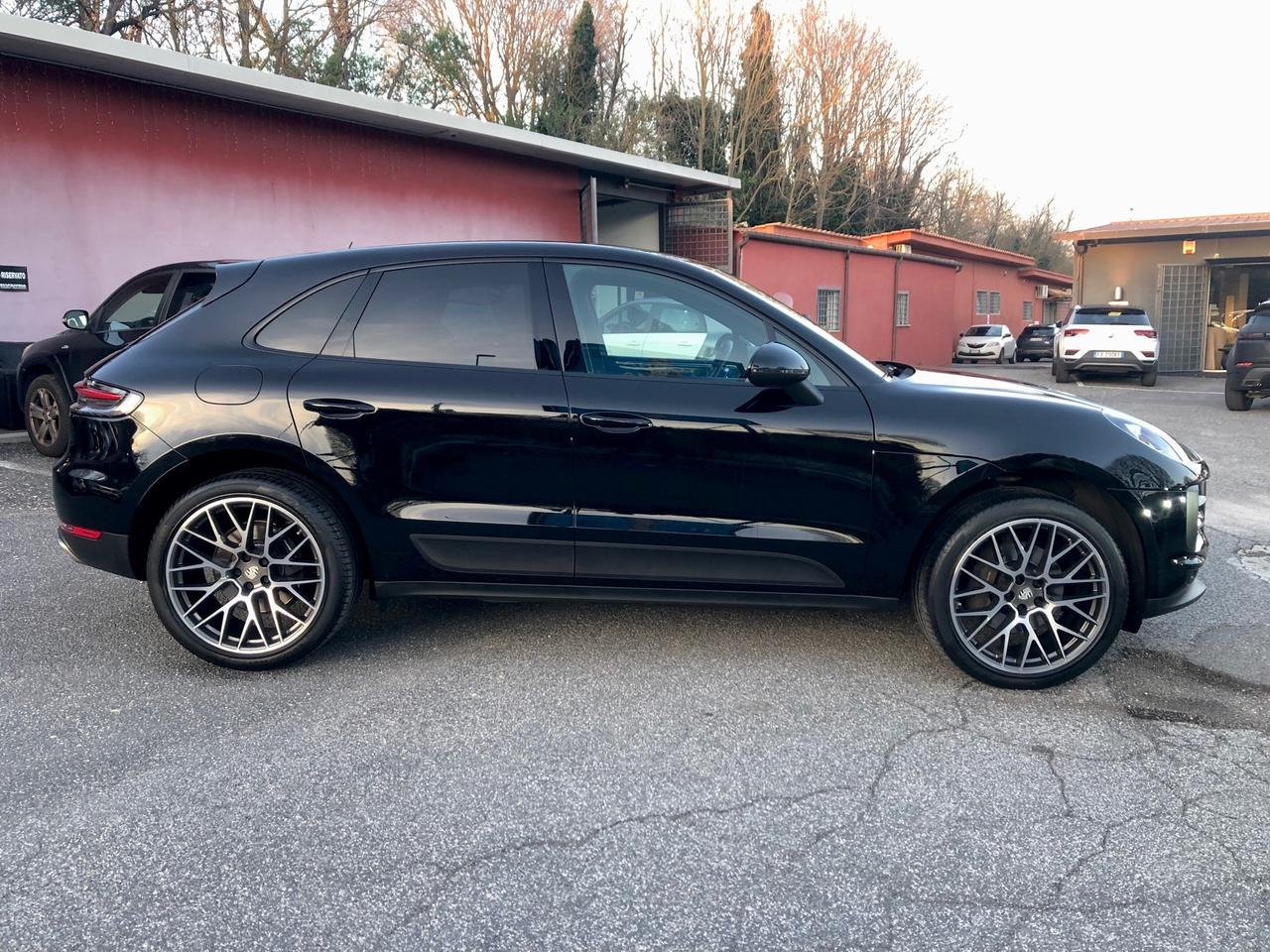 Porsche Macan iva inclusa pelle cocoa cerchio 21 scarichi