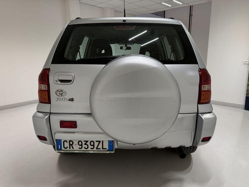 Toyota RAV4 RAV4 2.0 Tdi D-4D cat 5 porte Sol