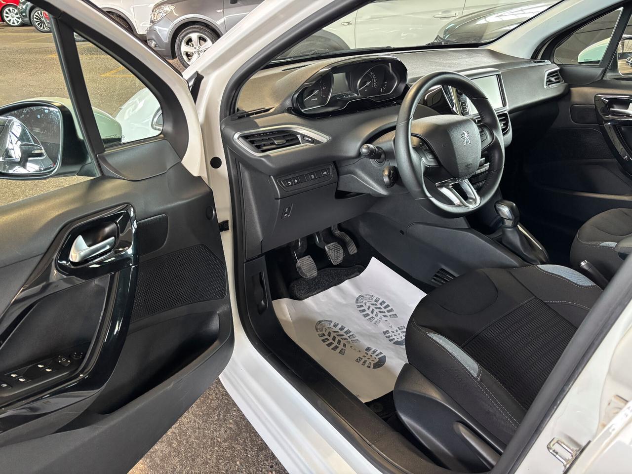 Peugeot 208 1.2 PureTech 60kw 82cv Allure NEOPATENTATO