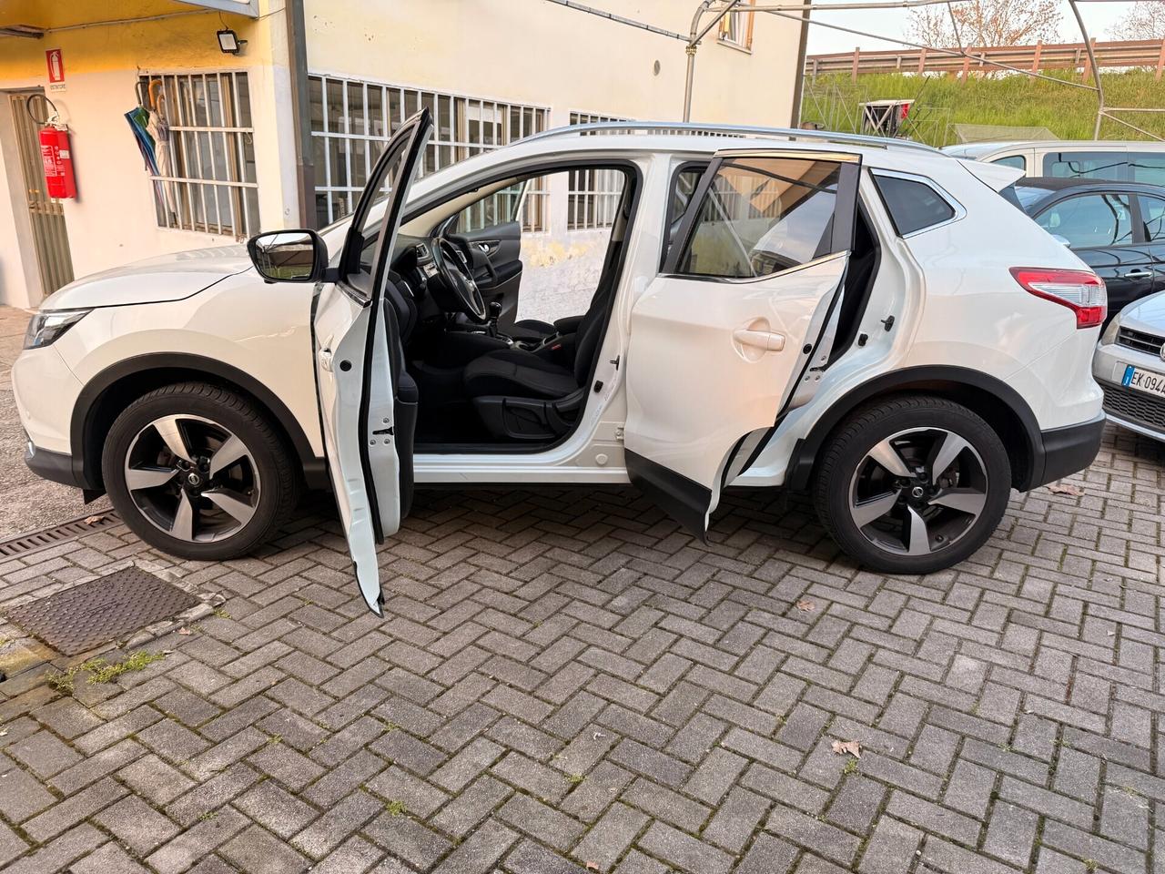 Nissan Qashqai Gancio Traino Tetto Come Nuova