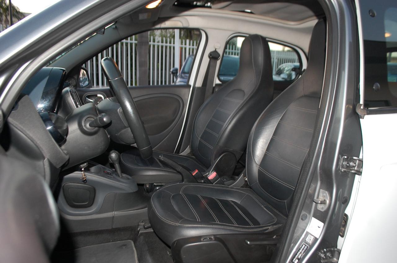 Smart forFour 1.0 Prime 71CV twinamic Cabrio Uff Italy Lega Navi