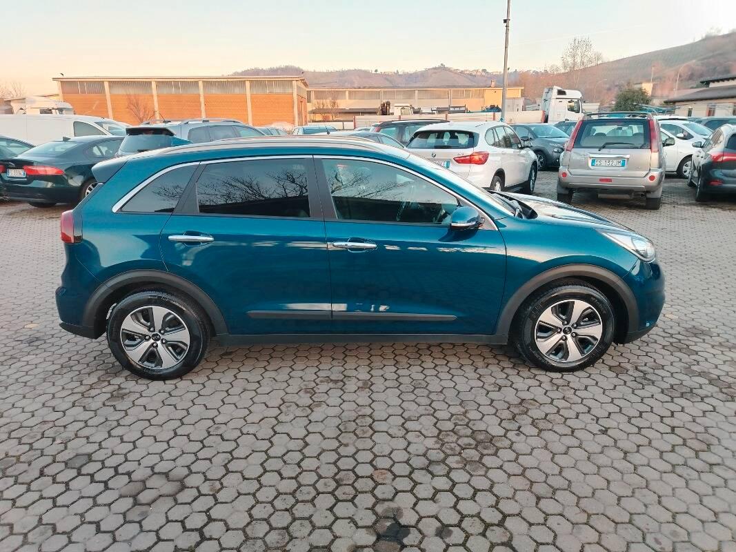 Kia Niro 1.6 gdi hev Energy dct
