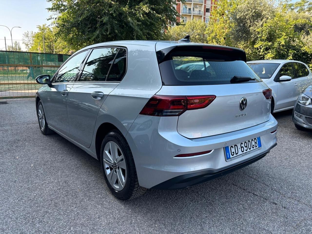 Volkswagen Golf 2.0 TDI SCR Style OK Neopatentati