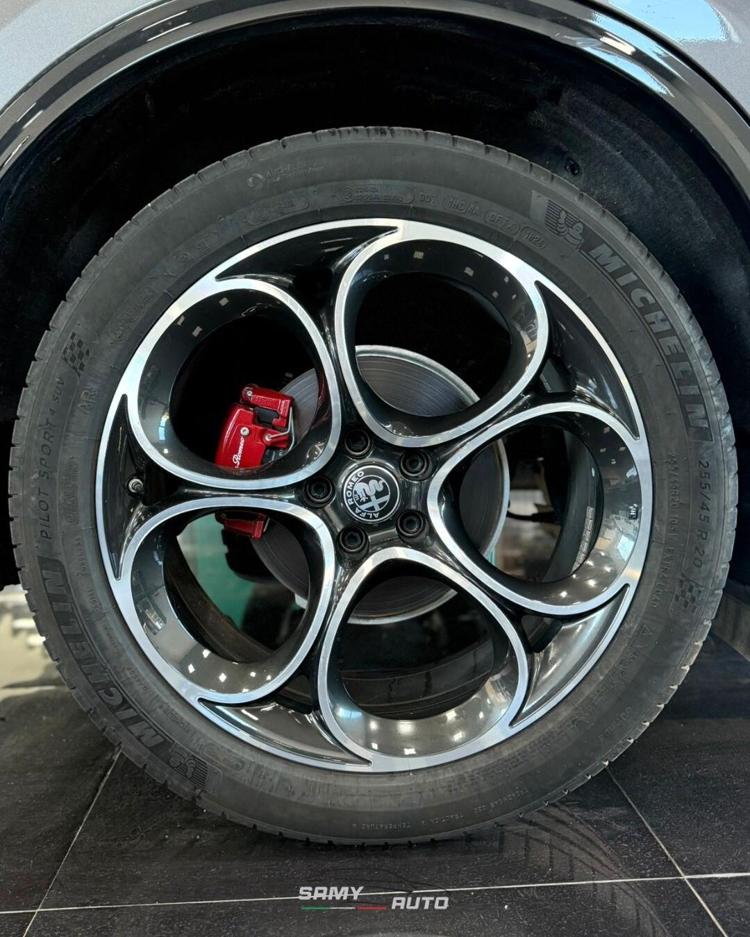 Alfa Romeo Stelvio 2.2 Turbodiesel 160 CV AT8 RWD Veloce