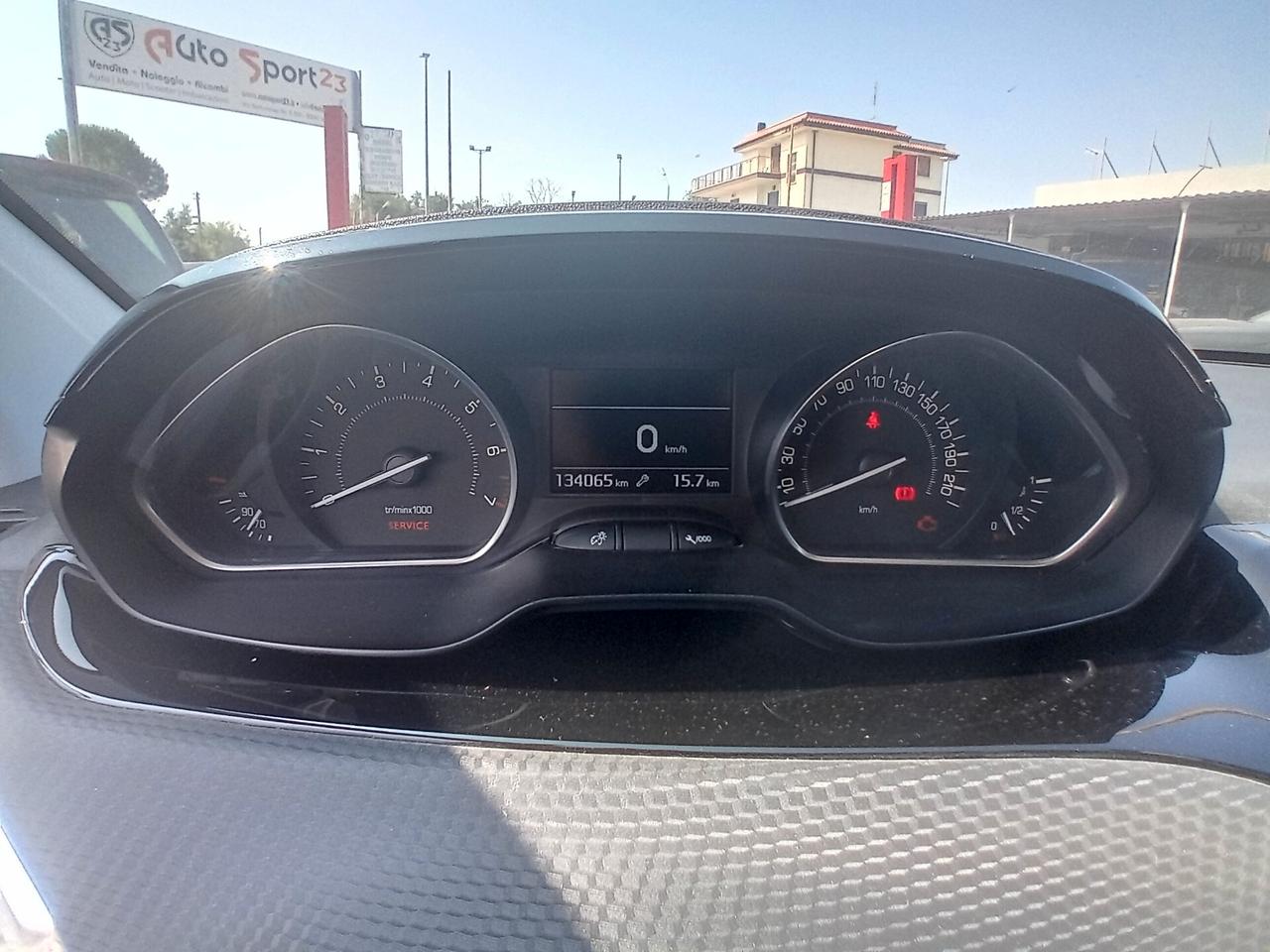 Peugeot 208 1.2 82cv Allure finanzio