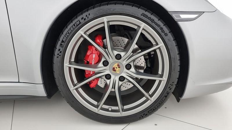 Porsche 911 911 3.0 Carrera 4 Coupé