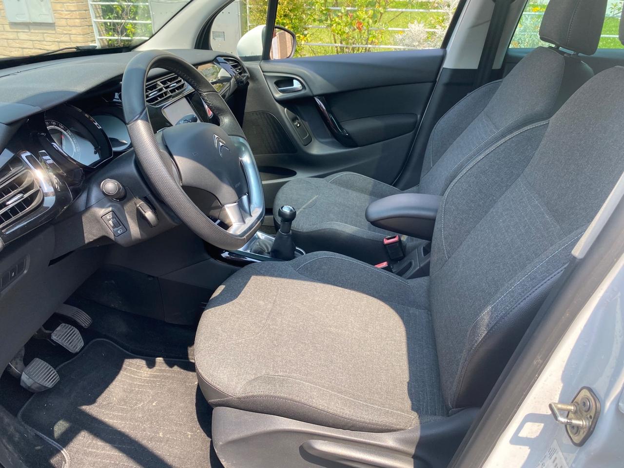 Citroen C3 PureTech 82 Live Edition