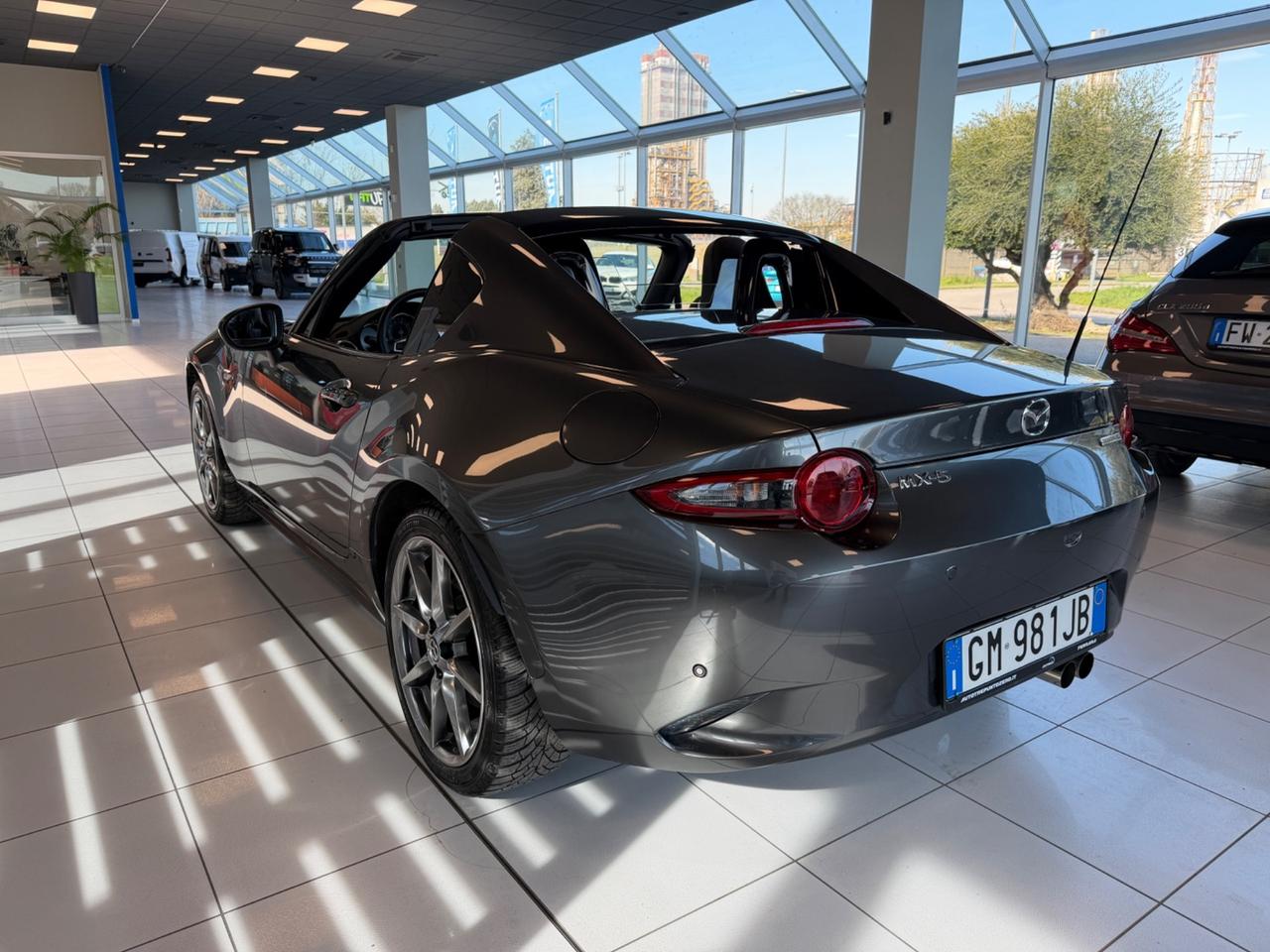 Mazda MX-5 2.0L Skyactiv-G RF Sport i-ELOOP