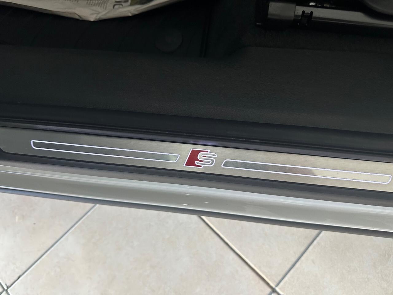 Audi Q3 40 TDI quattro S tronic S line edition