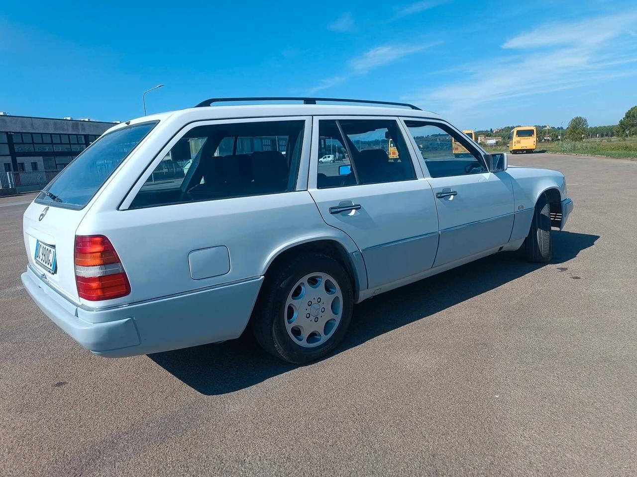 Mercedes-benz 300 200 T Station Wagon