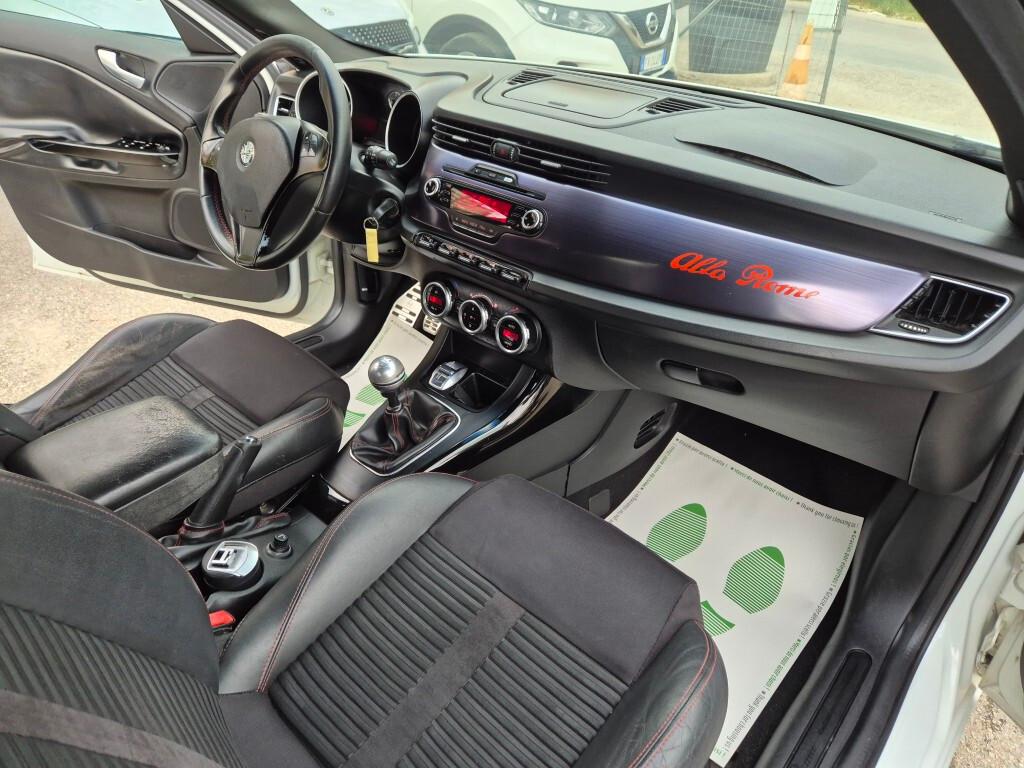 Alfa Giulietta 1.6 JTDm-2 105 CV EXCLUSIVE