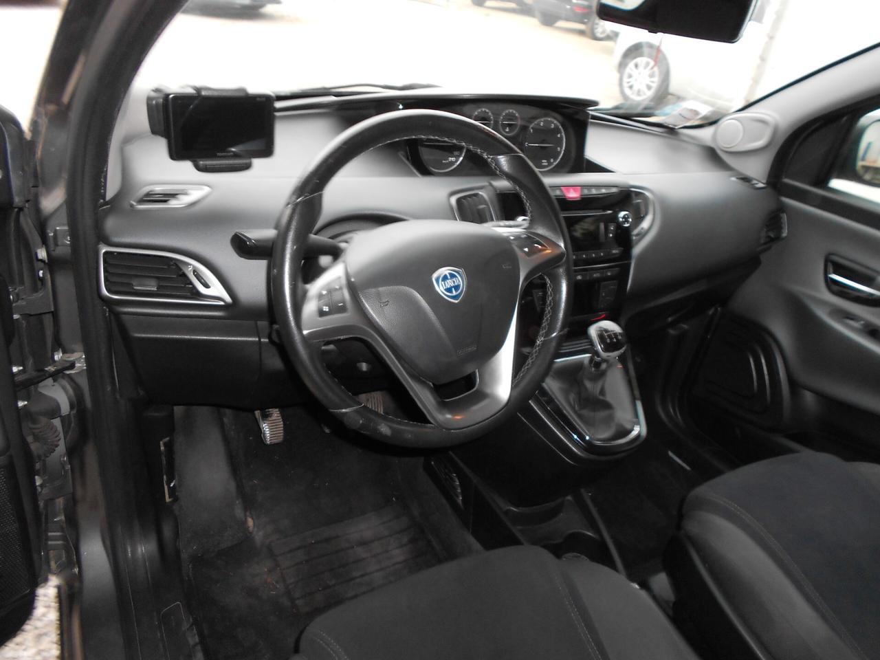 Lancia Ypsilon 1.3 MJT 16V 95 CV 5 porte S&S Platinum
