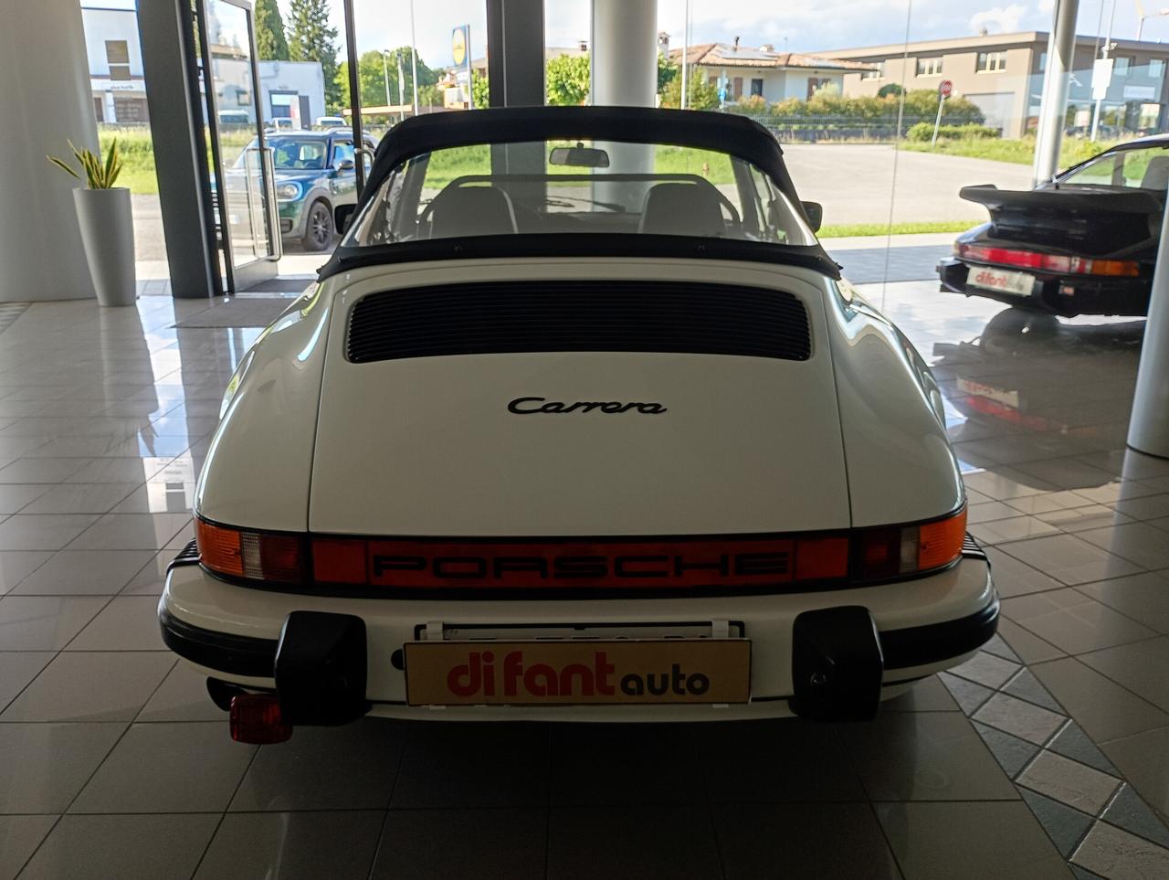Porsche 911 CARRERA 3.2 CABRIO