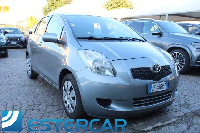 TOYOTA Yaris 1.0 5 porte
