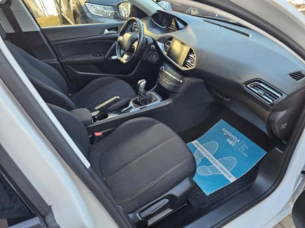 Peugeot 308 PureTech Turbo 110 S&S Active - Pari al nuovo