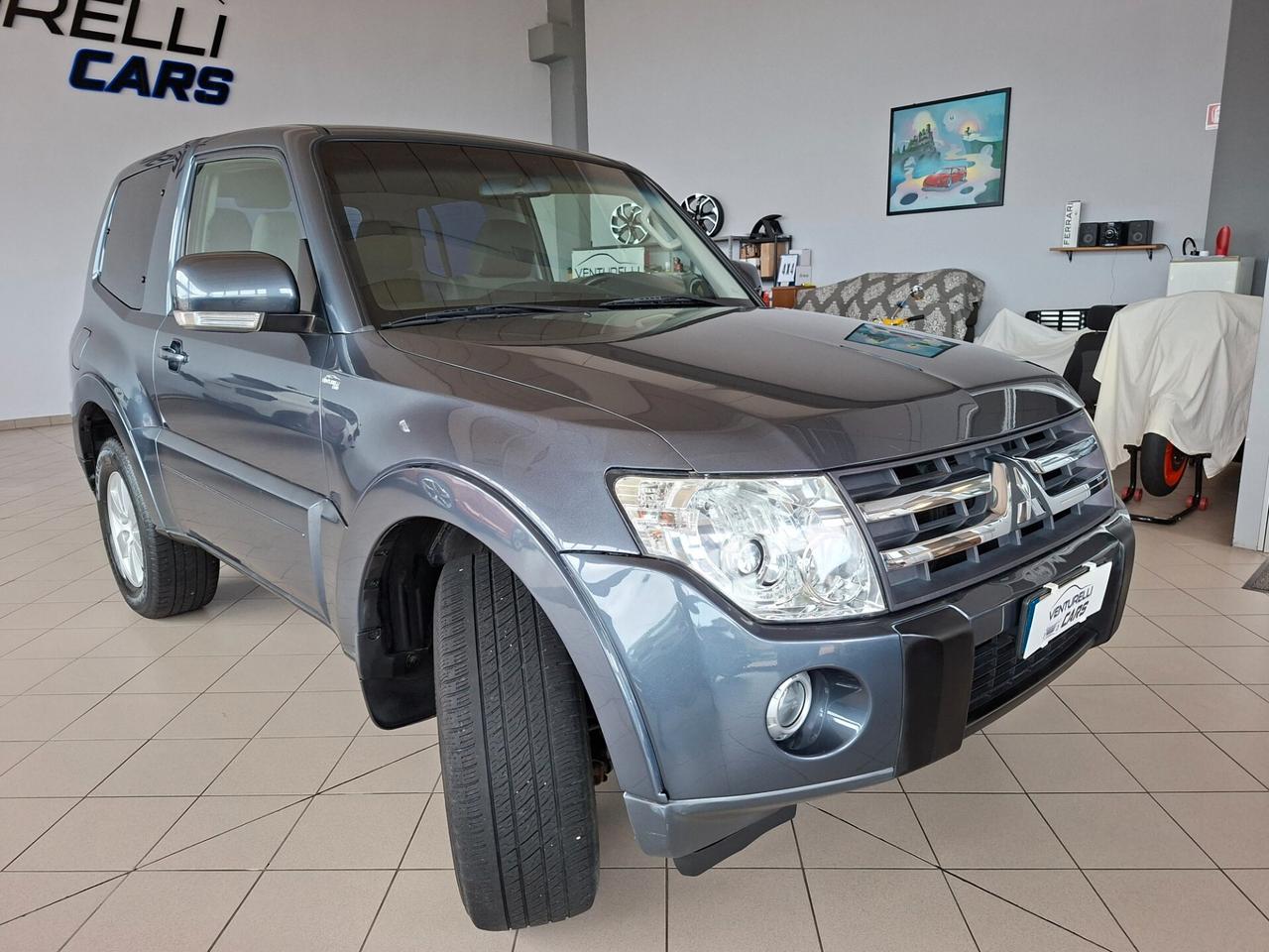 Mitsubishi Pajero 3.2 DI-D 16V 3p. Invite