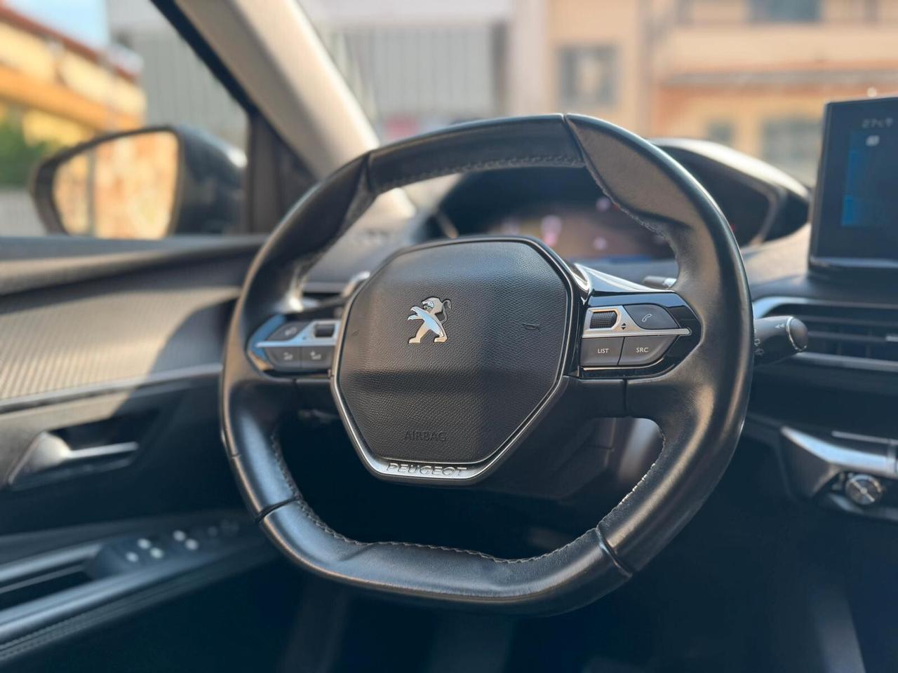 Peugeot 3008 BlueHDi 130 S&S EAT8 Allure