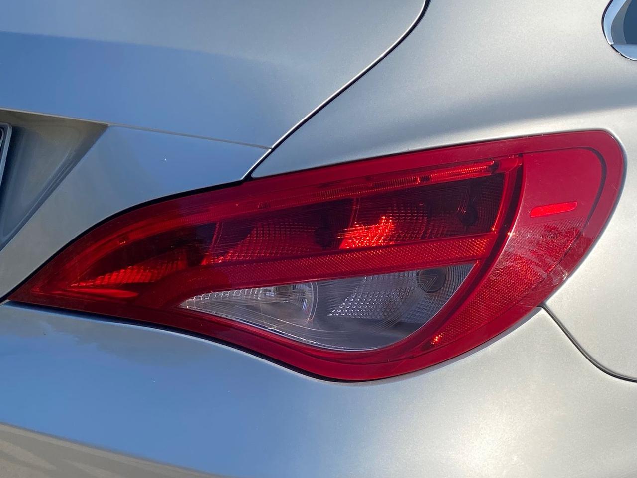 Mercedes-Benz CLA 200 D Premium #7586