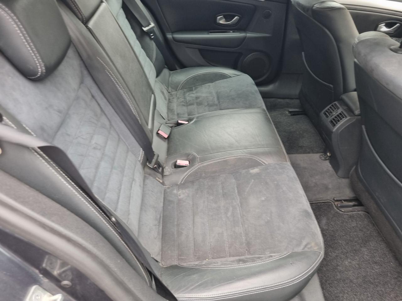 Renault Laguna 2.0 dCi 150CV SporTour Techno Nav