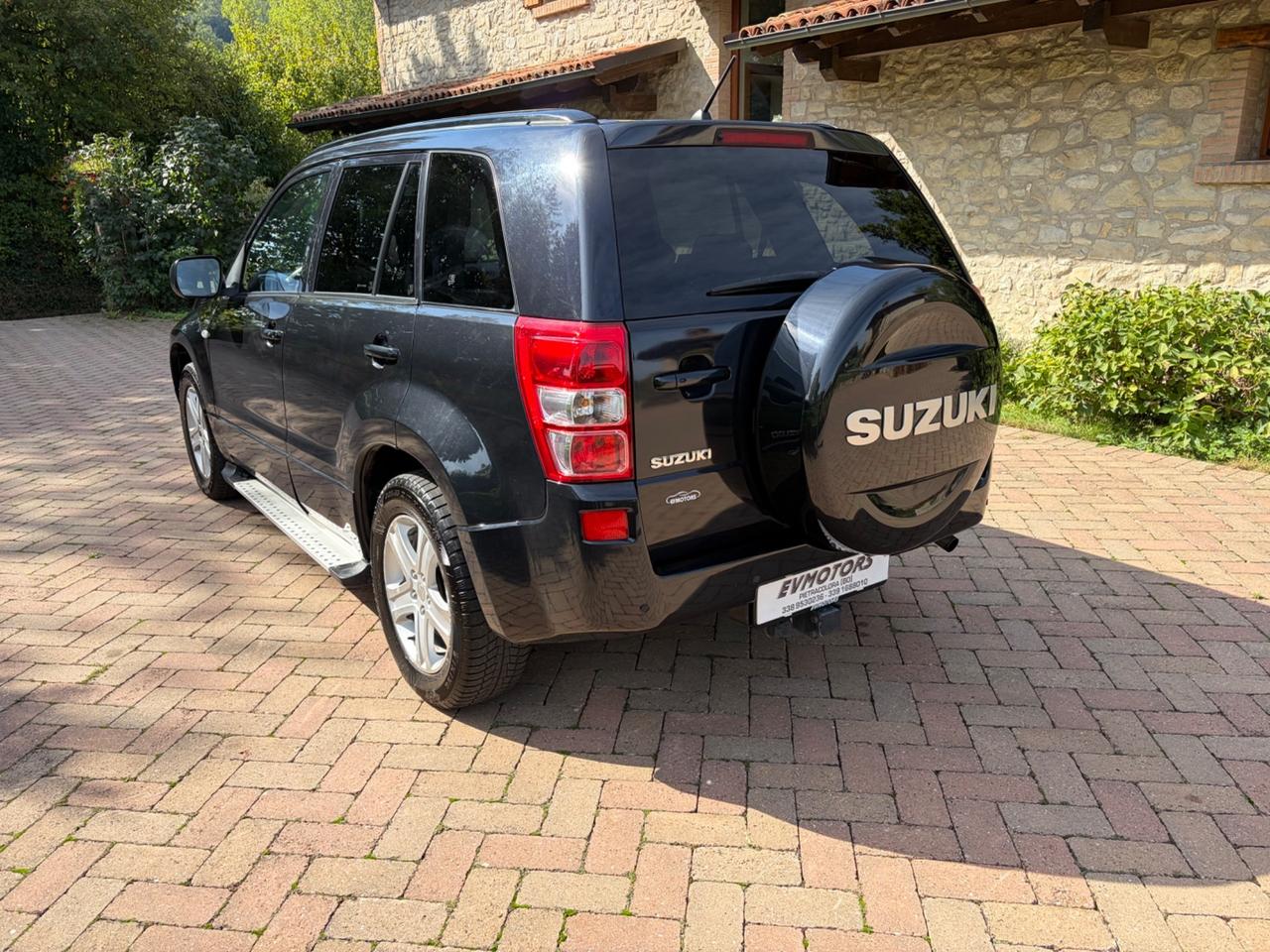 Suzuki Grand Vitara 1.9 DDiS 129 CV 5 porte Executive