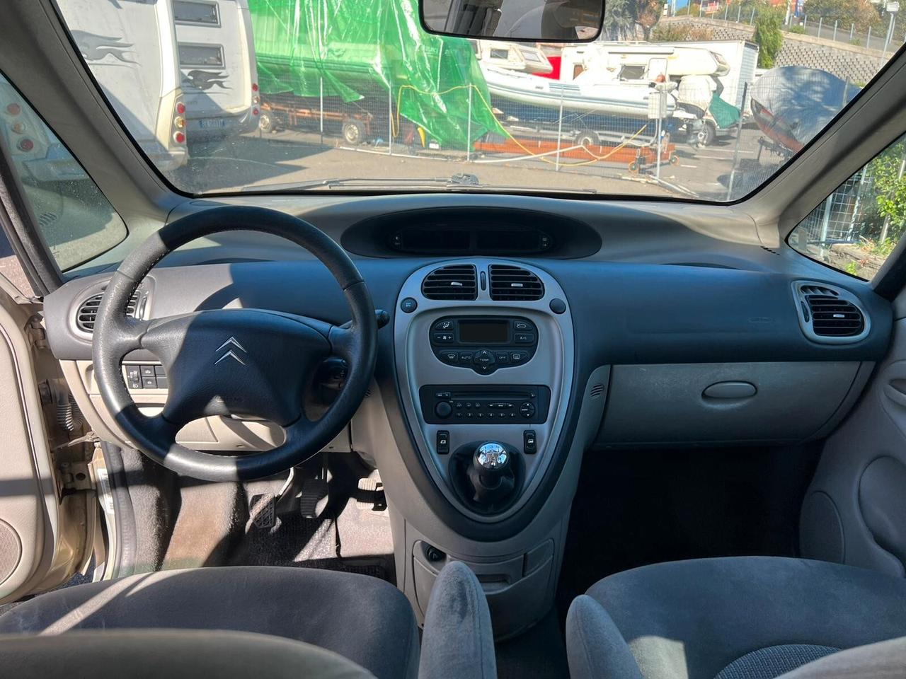 Citroen C4 1.6 HDi 110CV FAP Elegance