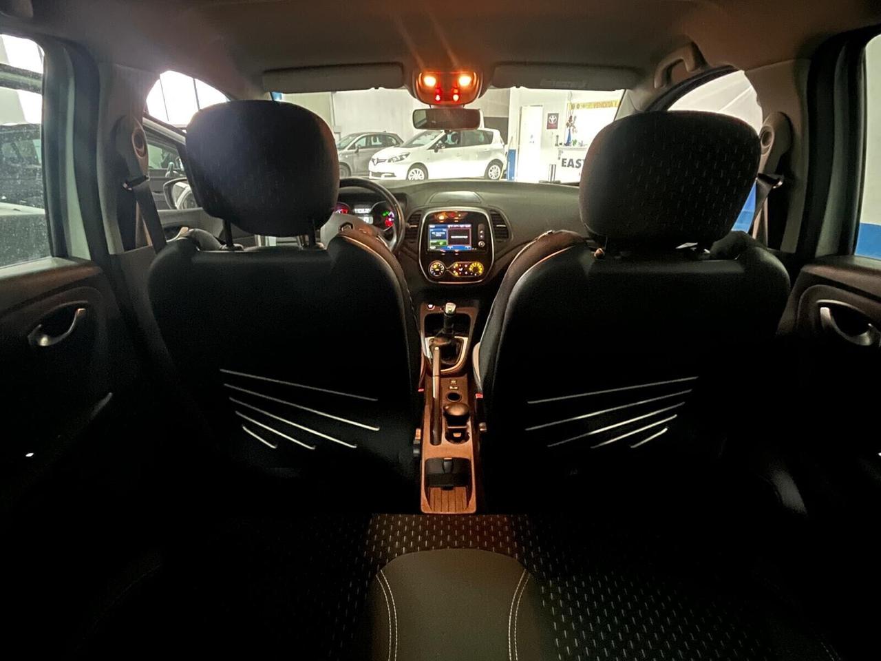 Renault Captur TCe 120 CV Start&Stop Energy Initiale Paris