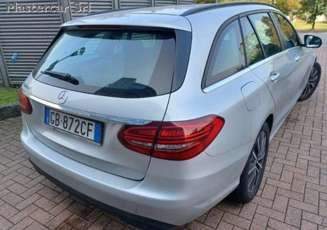 MERCEDES-BENZ C 220 C220 SW d Business Extra PELLE auto - GB872CF