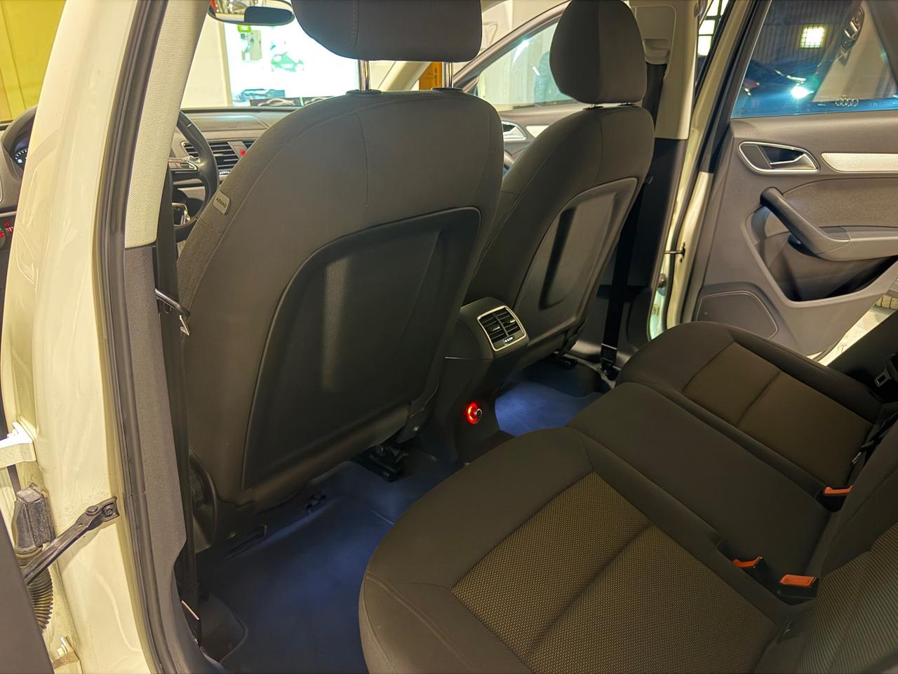 Audi Q3 2.0 TDI 140CV S-Line 2013