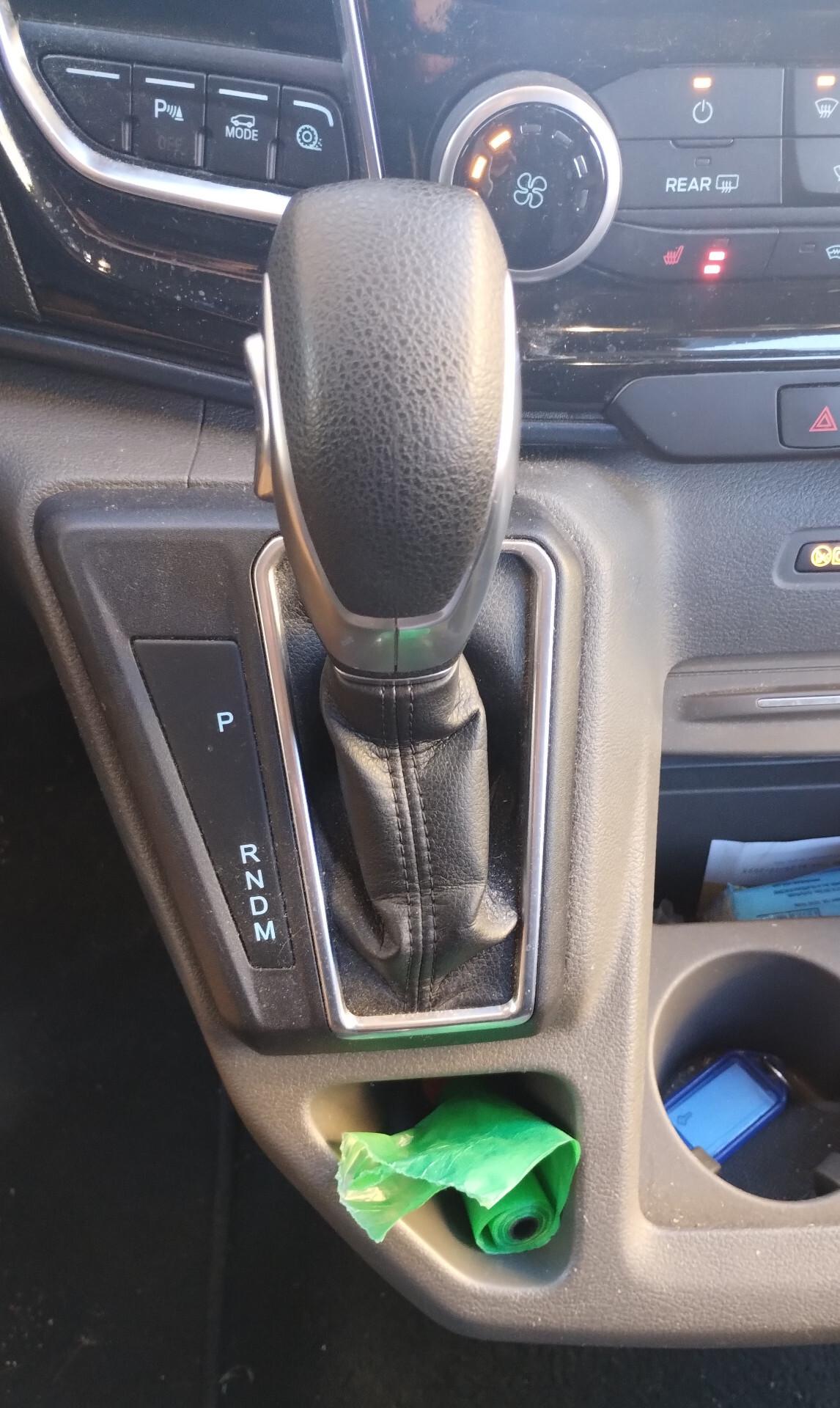 Ford Tourneo Custom 320 2.0 EcoBlue 170CV aut. PC Active