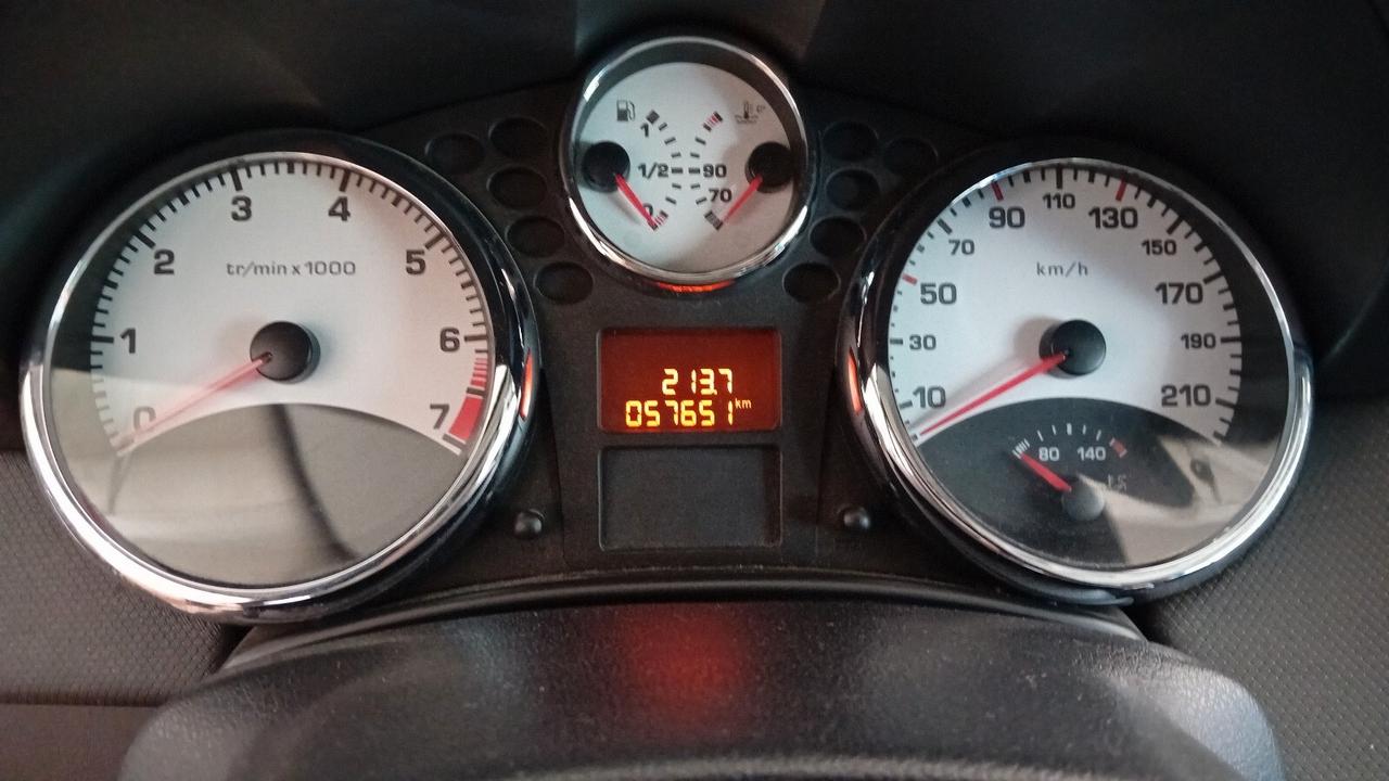 Peugeot 207 1.6 VTi 120CV CC Tecno UNICO PROPRIETARIO