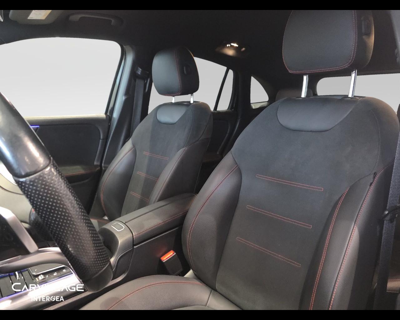 Mercedes-Benz GLA 180 Premium auto