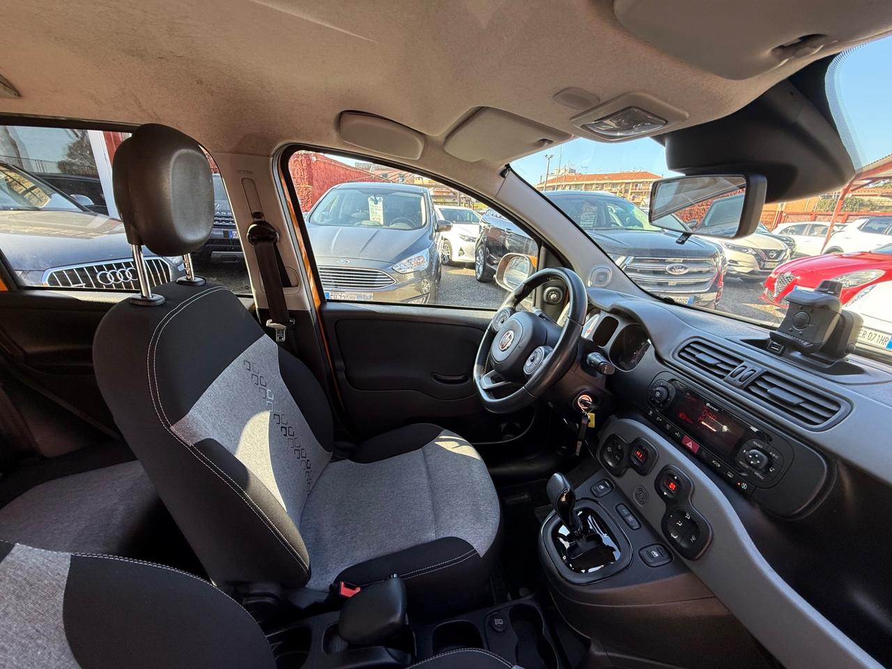 Panda 0.9 Turbo-AUTOMATICA-Lounge-unipro-E6