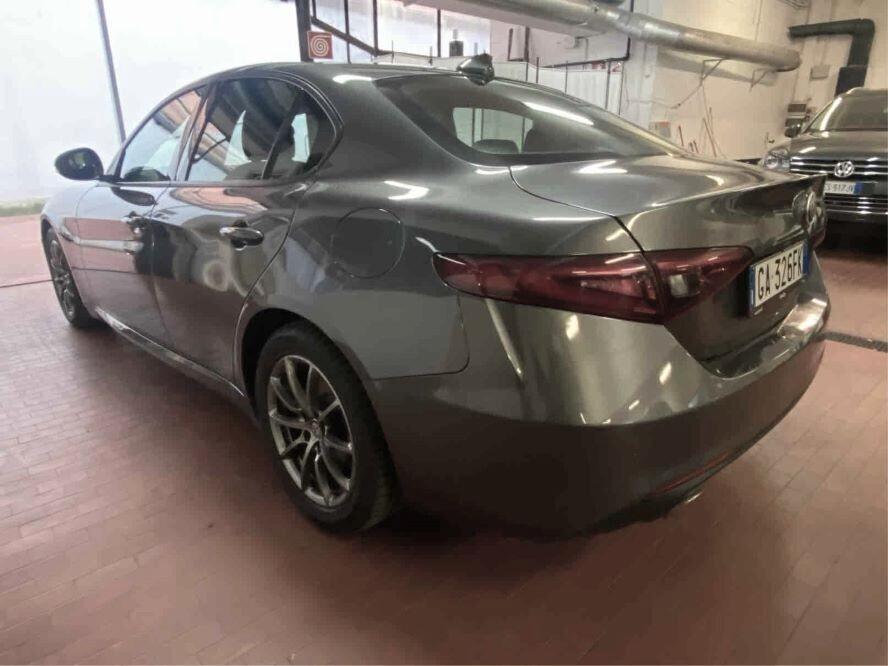 Alfa Romeo Giulia 2.2 Turbodiesel 160 CV AT8 Business PREZZO REALE