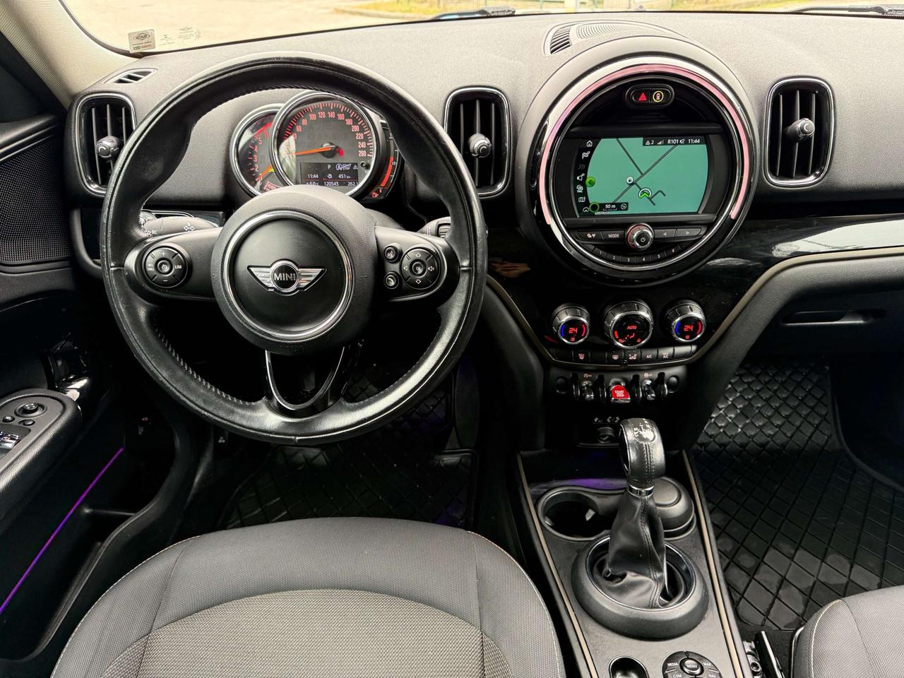 MINI Cooper D Countryman Mini Countryman F60 2017 2.0 Hype auto