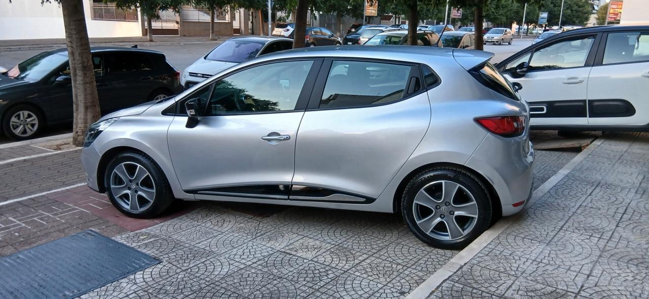 Renault Clio dCi 8V 90CV 5 porte Energy
