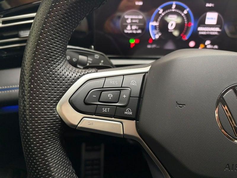 Volkswagen Tiguan Tiguan 2.0 tdi R-Line 150cv dsg