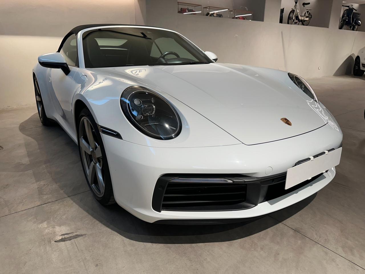 Porsche 911 Carrera Cabriolet 2020