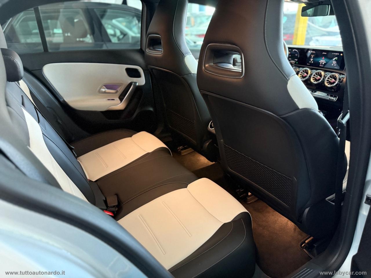 MERCEDES-BENZ A 180 d Automatic Premium