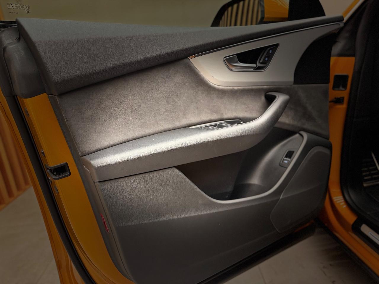 Audi Q8 50 TDI 286 CV quattro tiptronic S LINE EXCLUSIVE COLOR